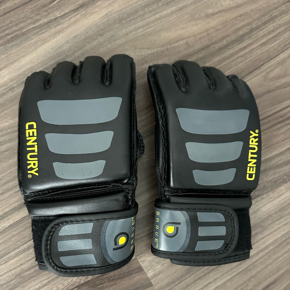 Century training gloves